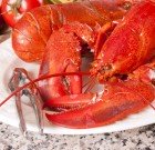 How to have a lobster boil this summer