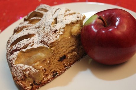 Quick and easy apple cake 006a